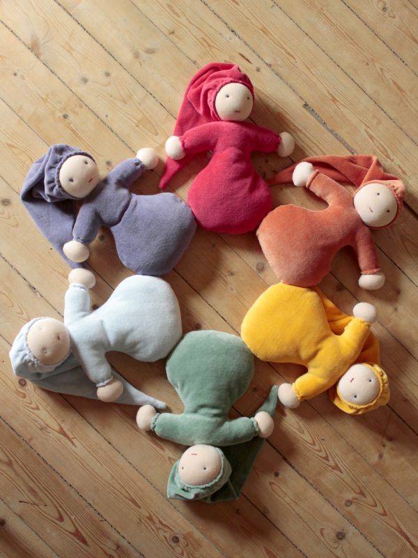 Doly Douces Arc-en-ciel Première Poupée Waldorf velours orange et laine de mouton - Artisanat français